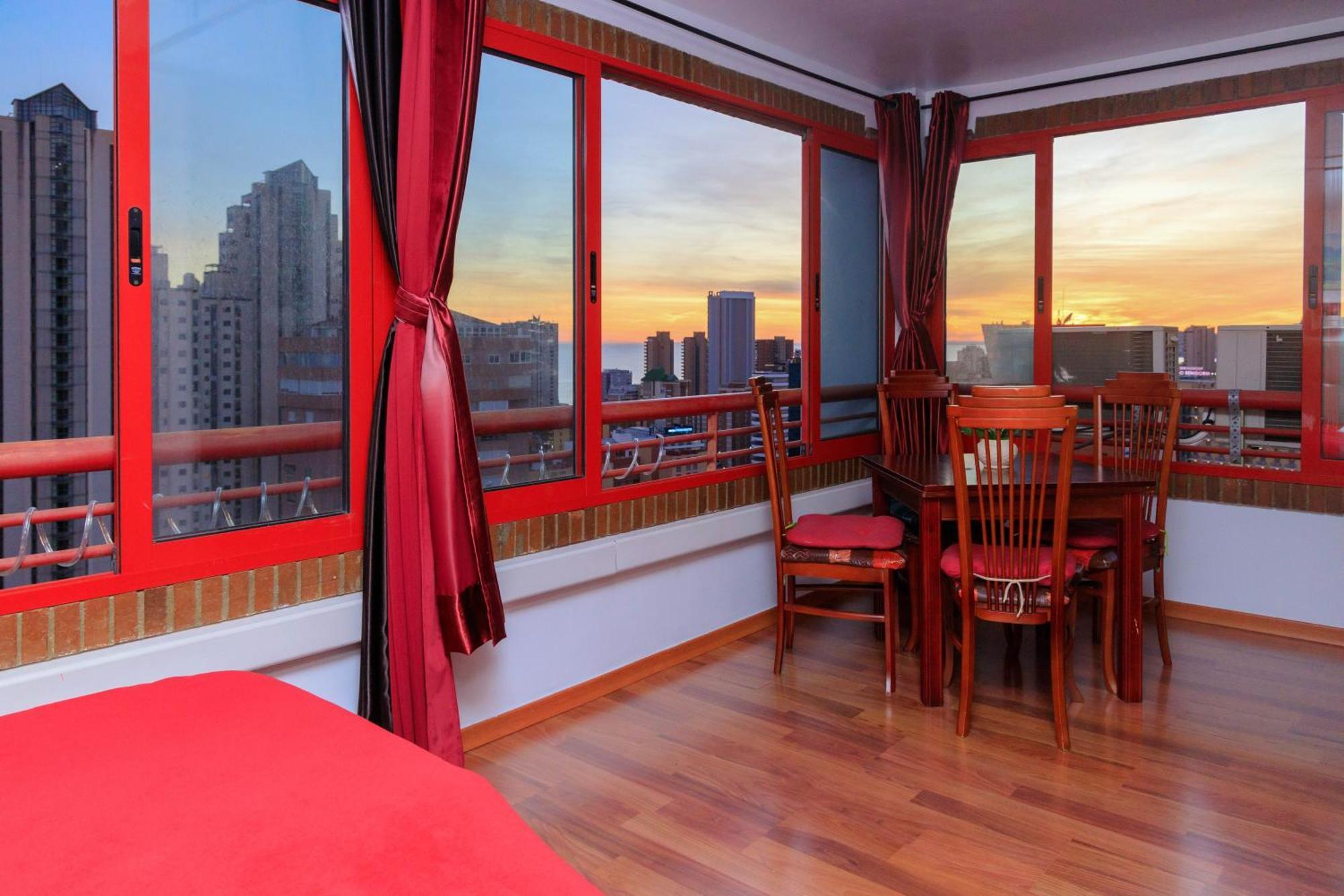 דירות בנידורם Sunshine Apartament מראה חיצוני תמונה